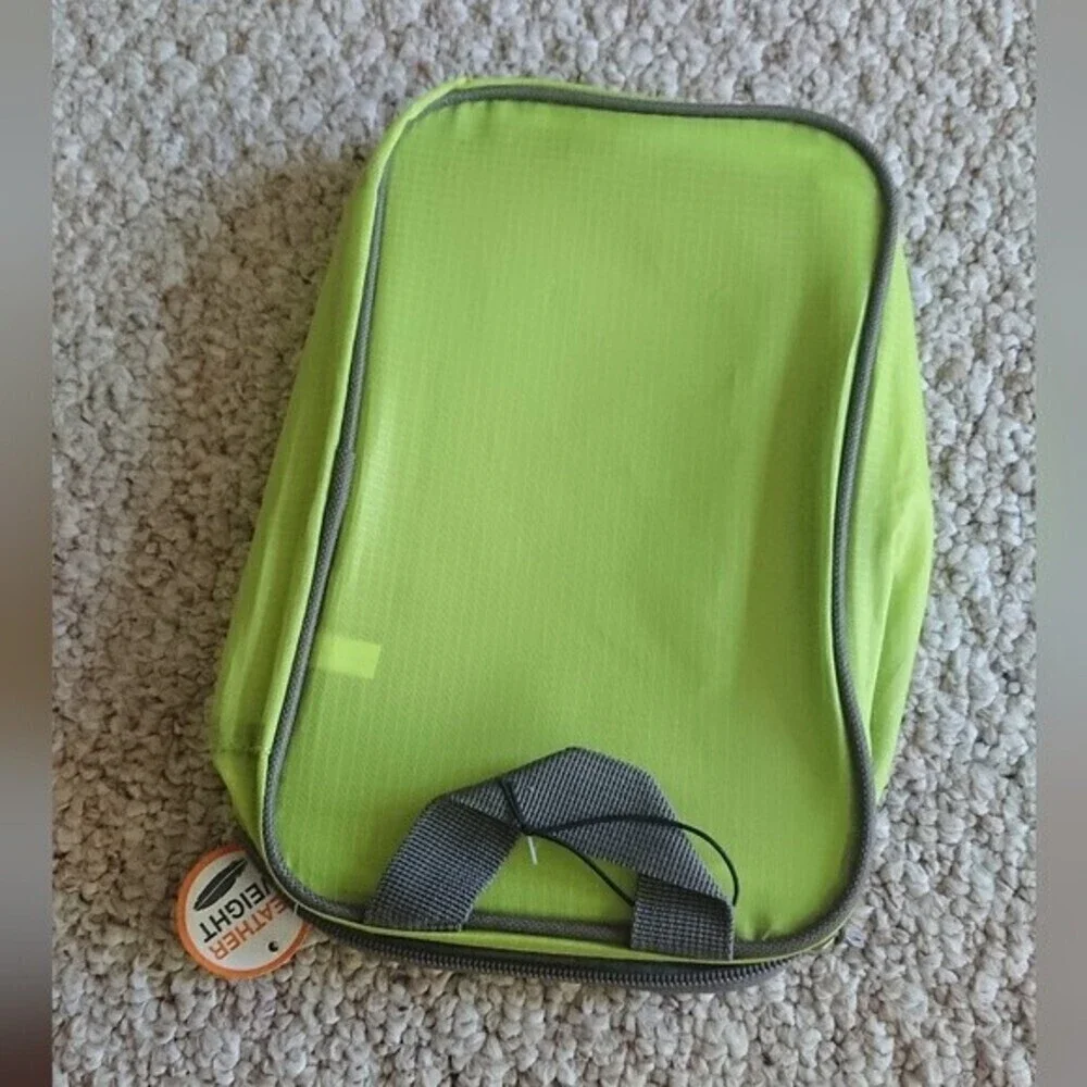 Travelon & Miamica feather light organizer